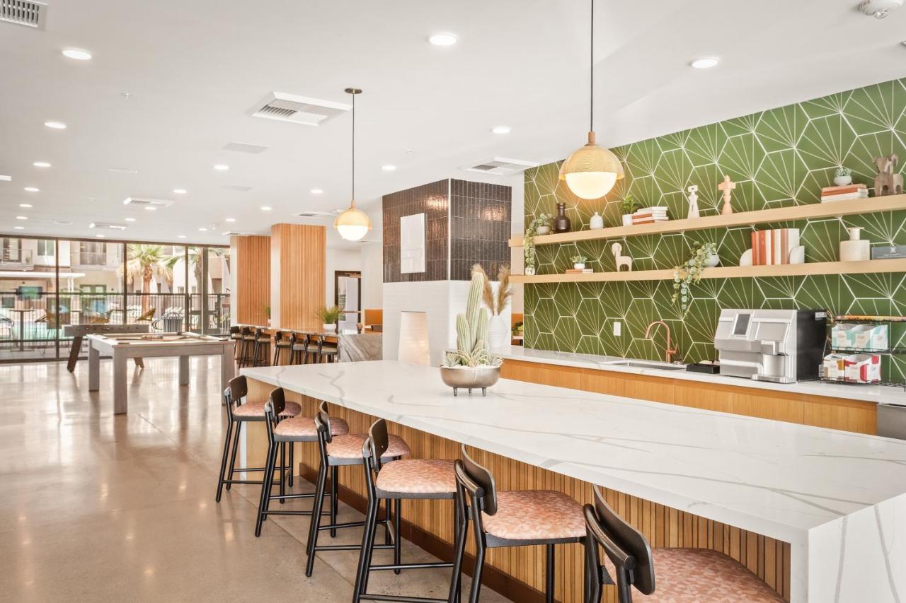 Locale Midtown Phoenix Bagian luar foto